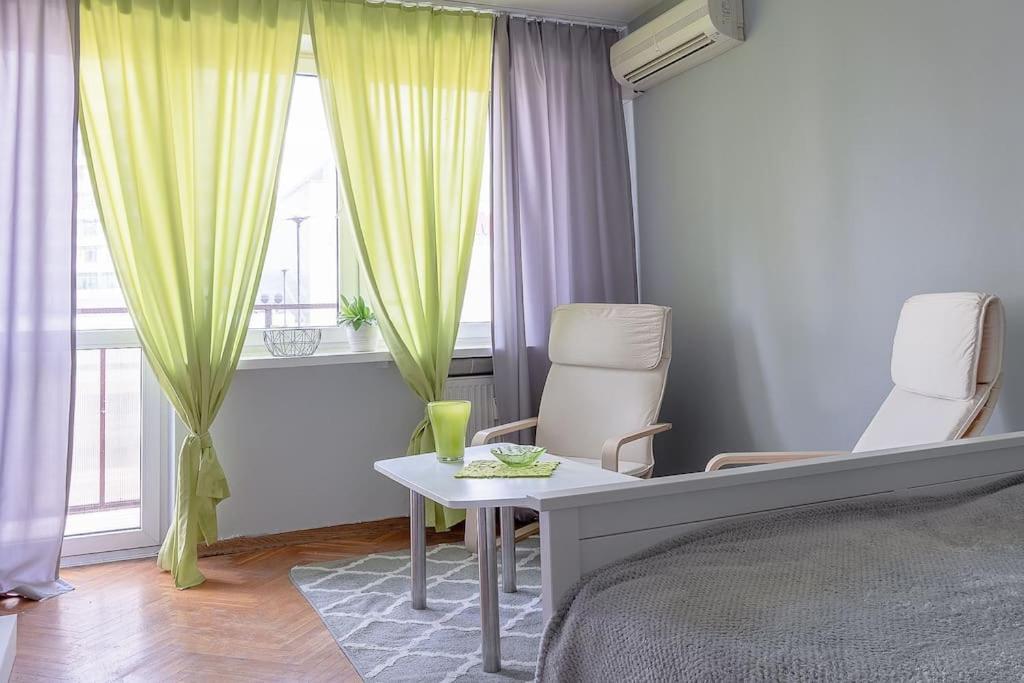 Central Station Gold Street Apartment Варшава Екстериор снимка